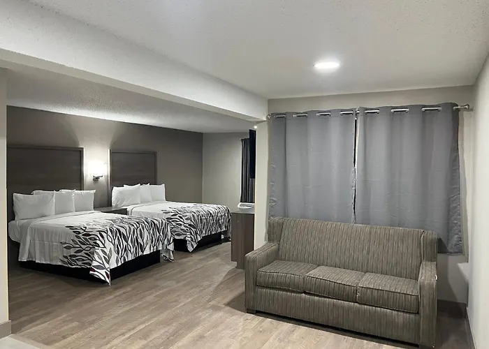 Red Roof Inn & Suites Newport News